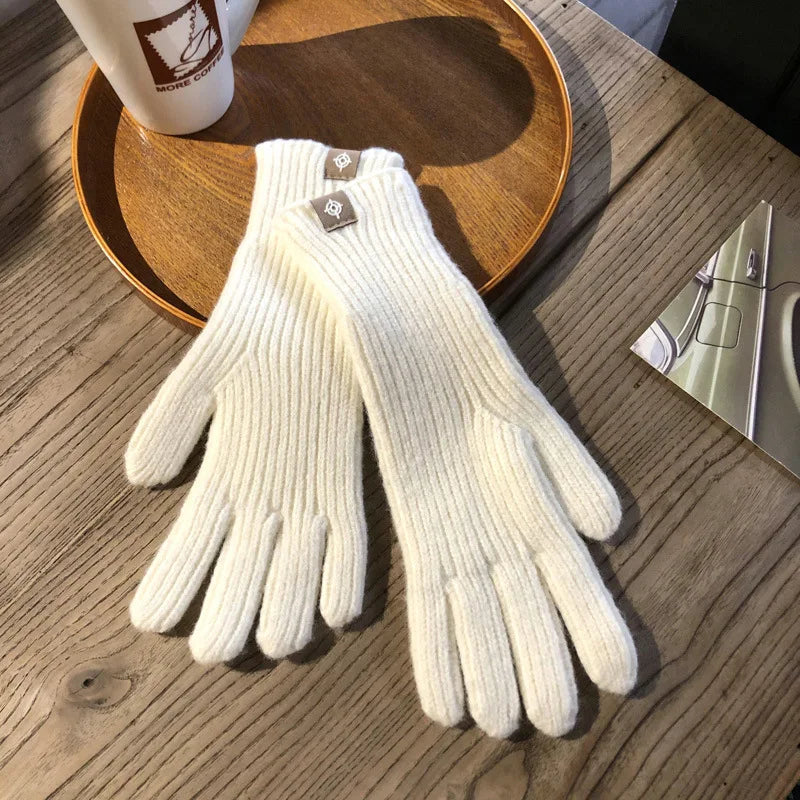 Comfortable Women's Gloves - Isolde