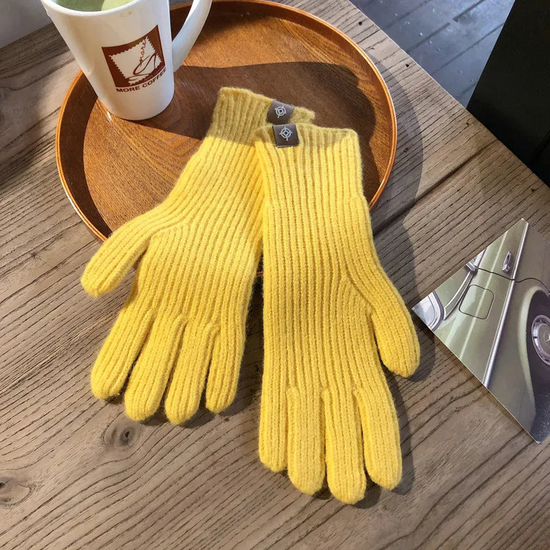 Comfortable Women's Gloves - Isolde